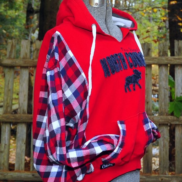 North Conway NH Upcycled Reconstructed Red Hoodie Sweatshirt Med Check Sleeves - Picture 8 of 11